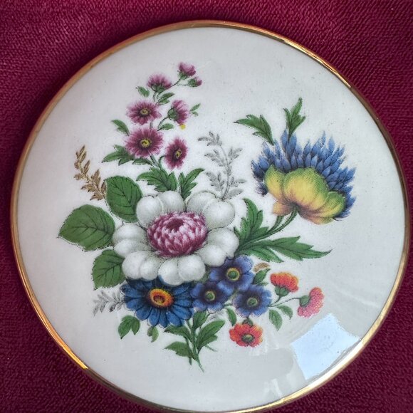 Vintage Italian Miniature Picture On Porcelain Framed Art. 5”x5” - Picture 5 of 8